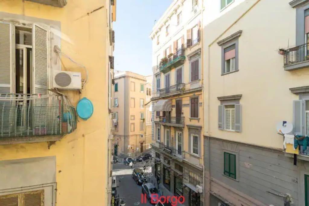 Il Borgo * Napels